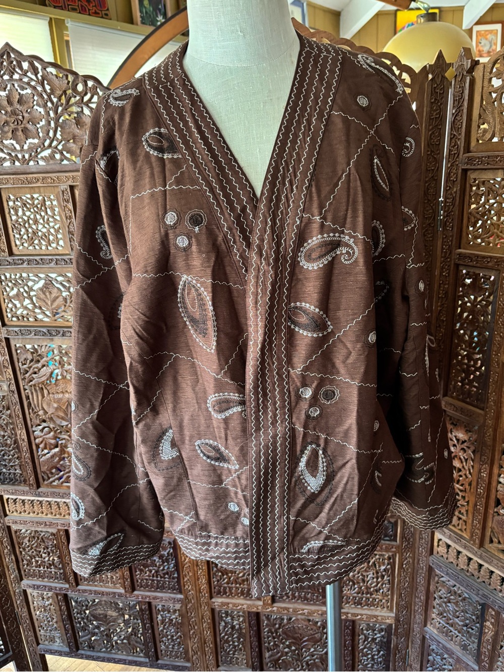 Lucy & Laurel Brown Embroidered Open-Front Blazer